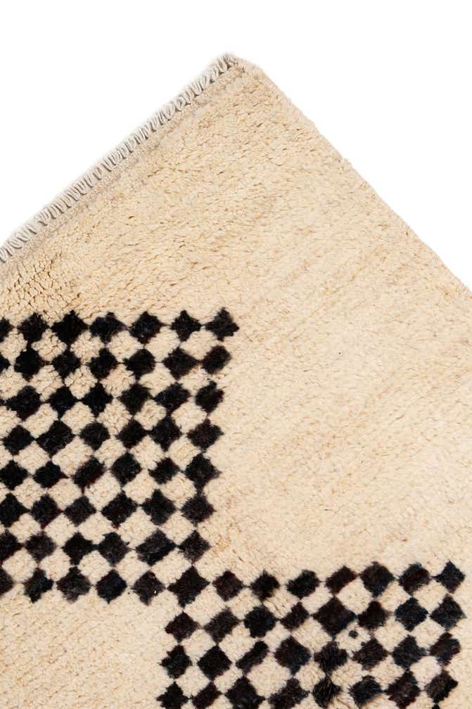 5' 7 x 7' 7 Hand Knotted Moroccan Wool Rug