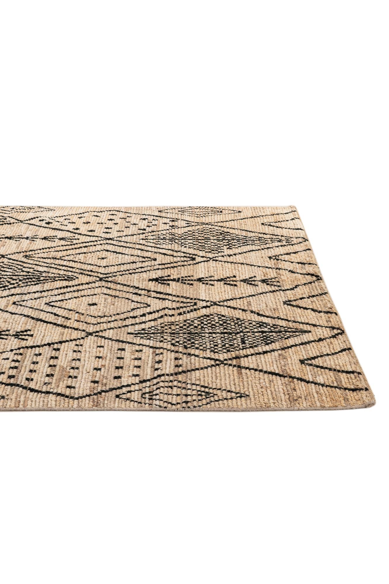 5' 9 x 7' 6 Hand Knotted Moroccan Wool Rug