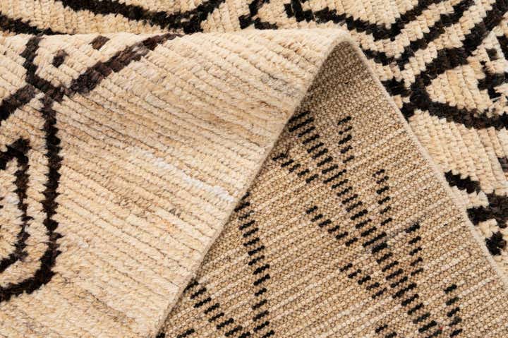 5' 8 x 8' Hand Knotted Moroccan Wool Rug