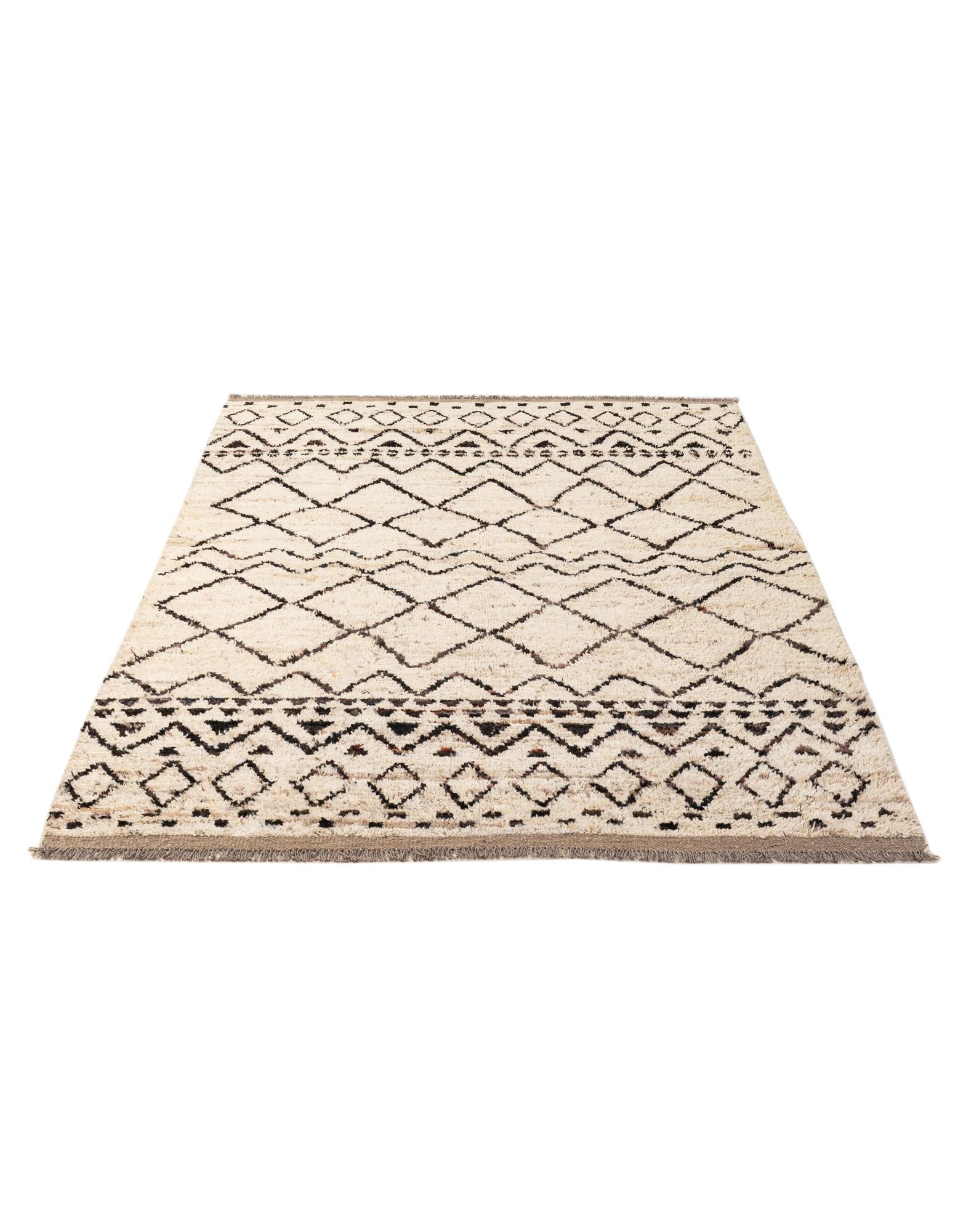 5' 5 x 7' 8 Hand Knotted Moroccan Wool Rug
