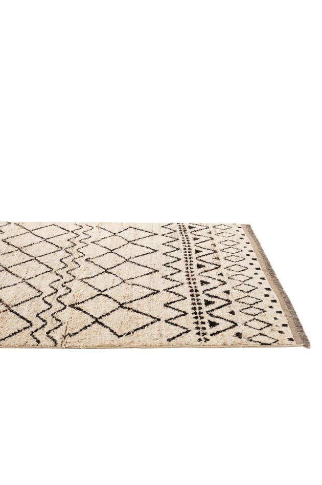 Detail image of 5' 5 x 7' 8 Hand Knotted Moroccan Wool Rug