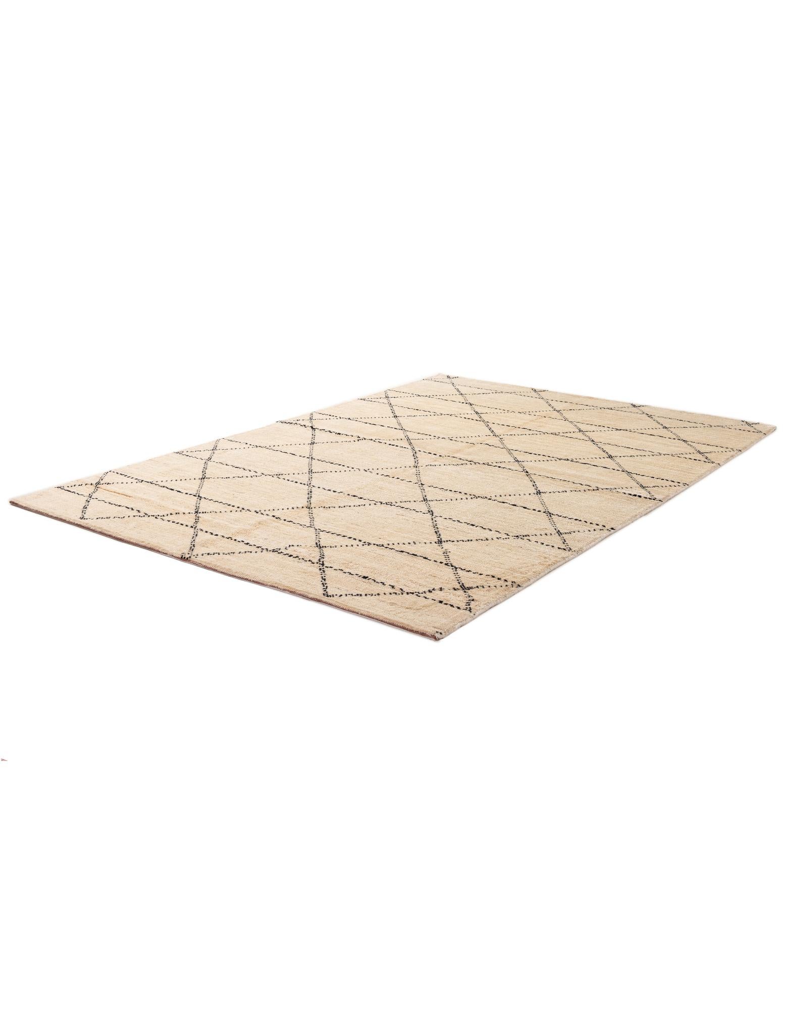 5' 6 x 8' Hand Knotted Moroccan Wool Rug