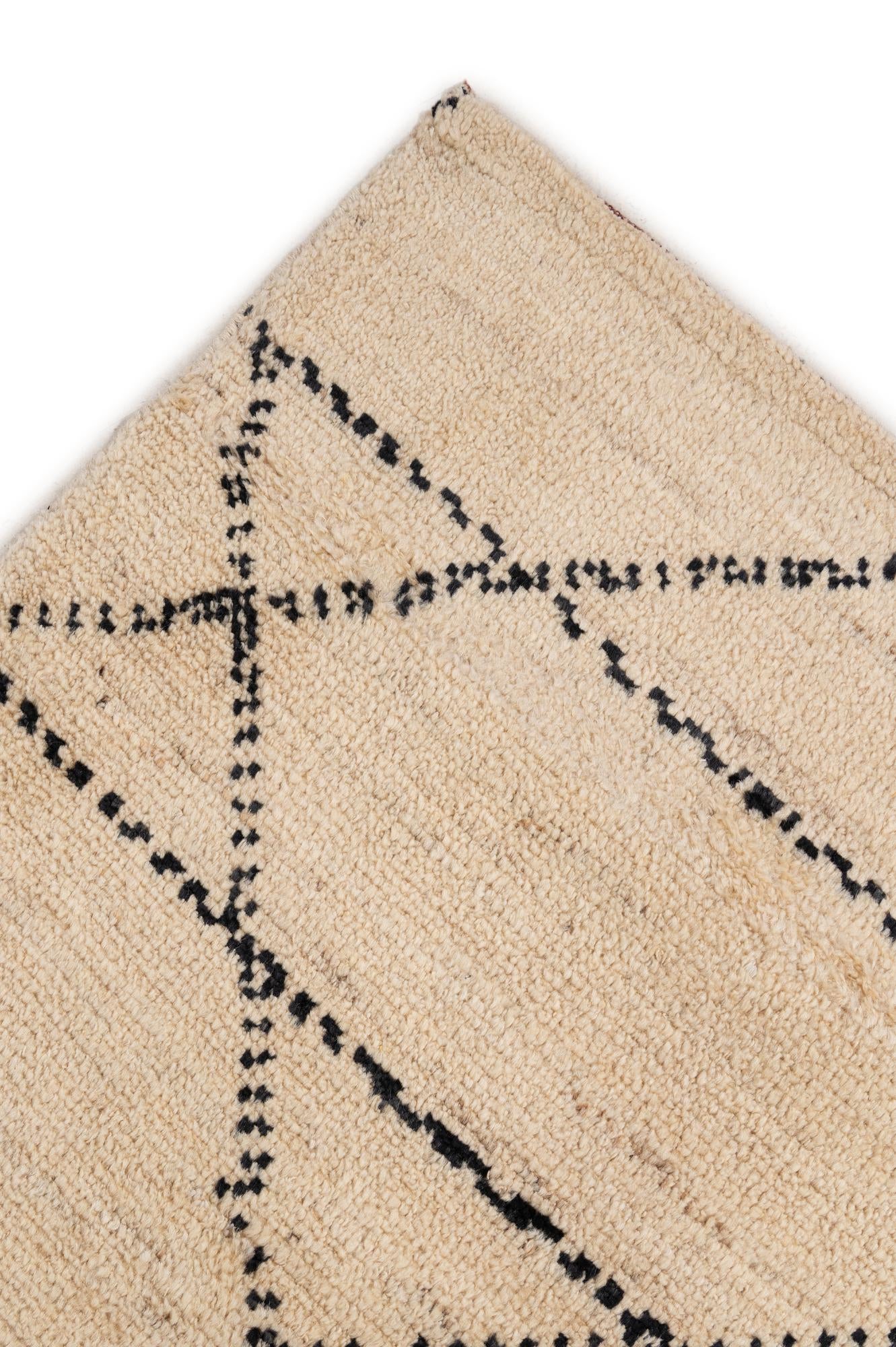 5' 6 x 8' Hand Knotted Moroccan Wool Rug