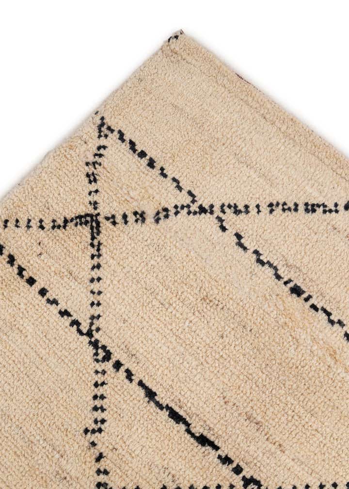 5' 6 x 8' Hand Knotted Moroccan Wool Rug