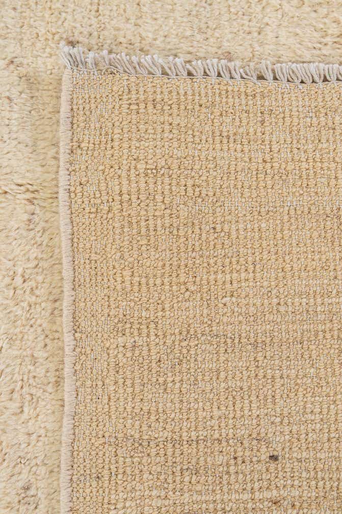 5' 10 x 7' 10 Hand Knotted Moroccan Wool Rug