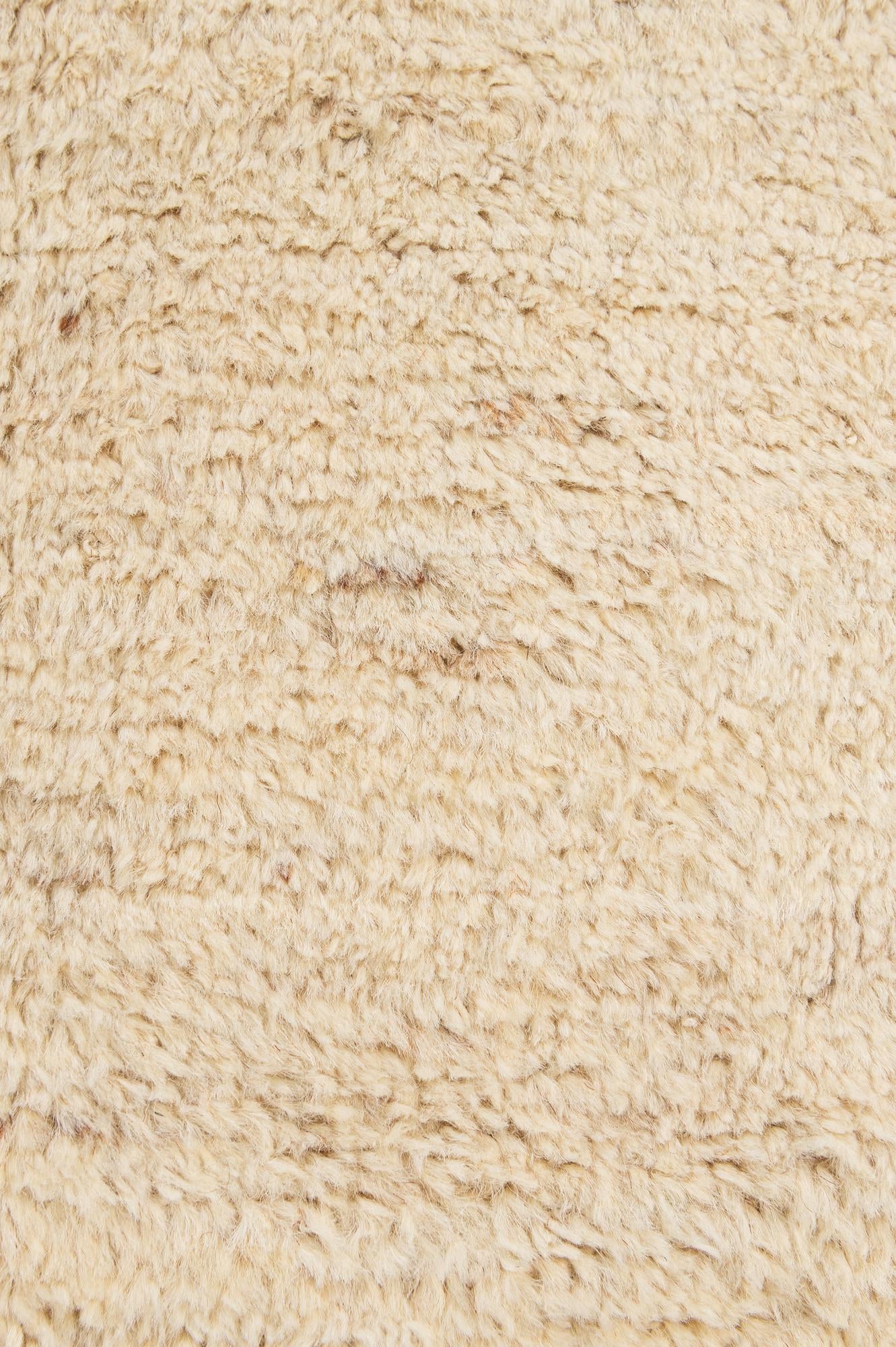 5' 10 x 7' 10 Hand Knotted Moroccan Wool Rug