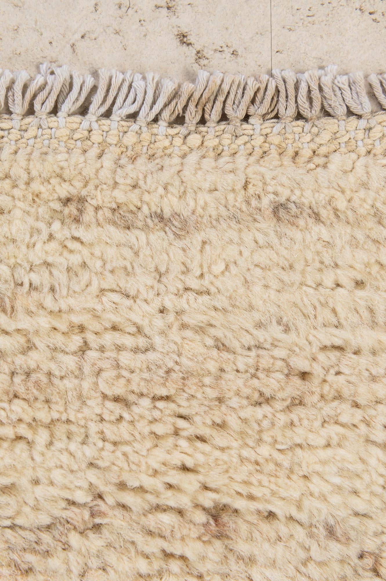 5' 10 x 7' 10 Hand Knotted Moroccan Wool Rug
