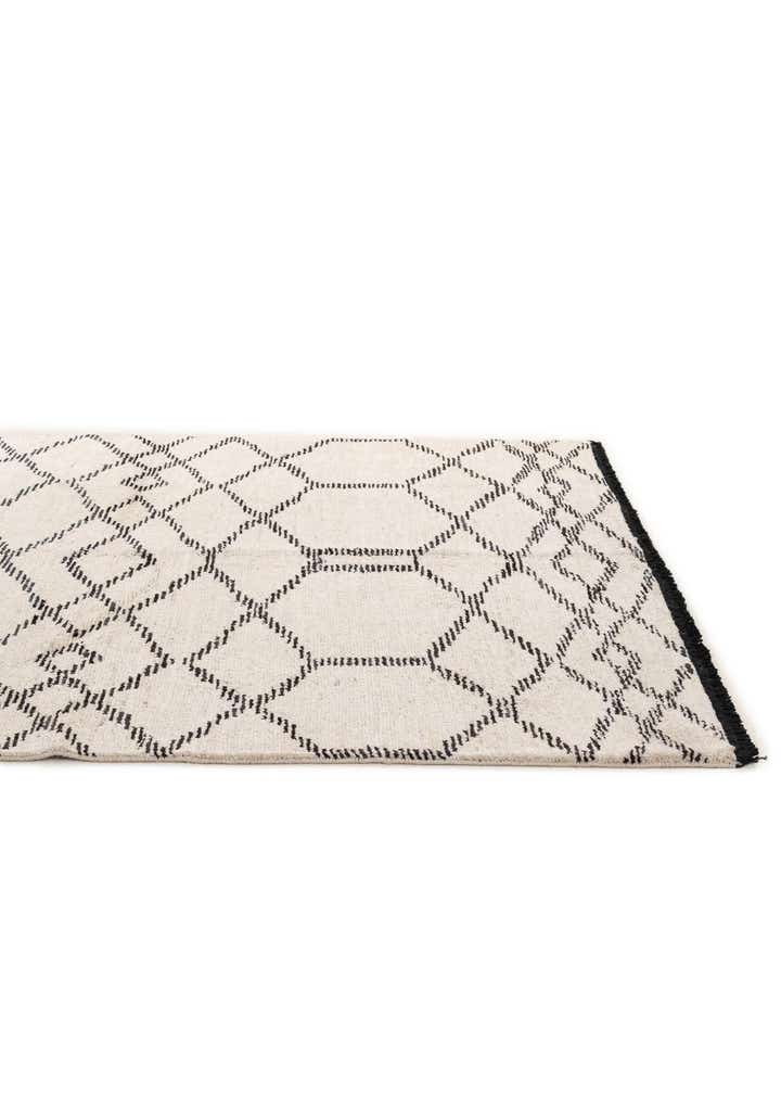 5' 6 x 8' 1 Hand Knotted Moroccan Wool Rug