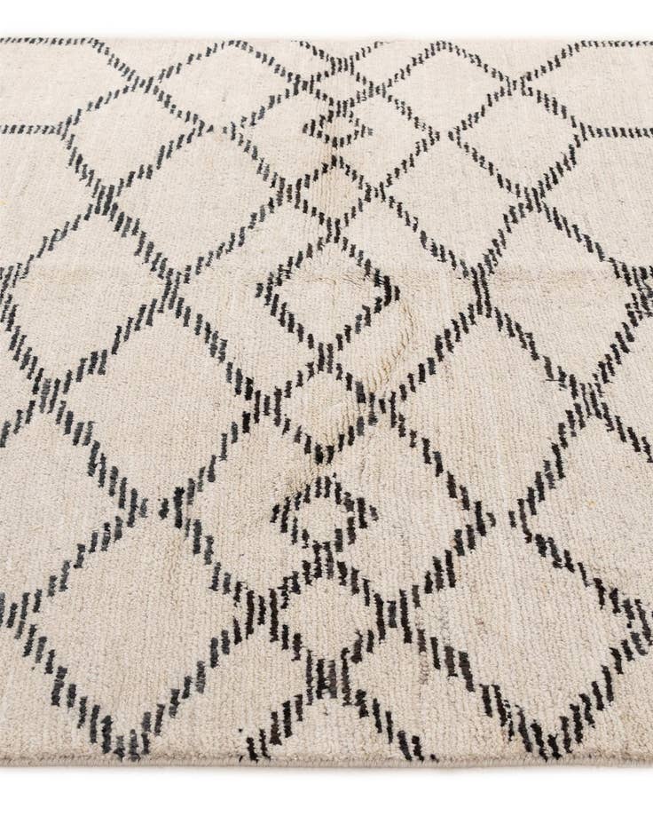 Detail image of 5' 6 x 8' 1 Hand Knotted Moroccan Wool Rug