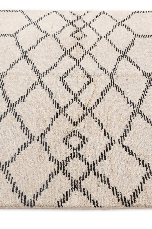 Detail image of 5' 6 x 8' 1 Hand Knotted Moroccan Wool Rug