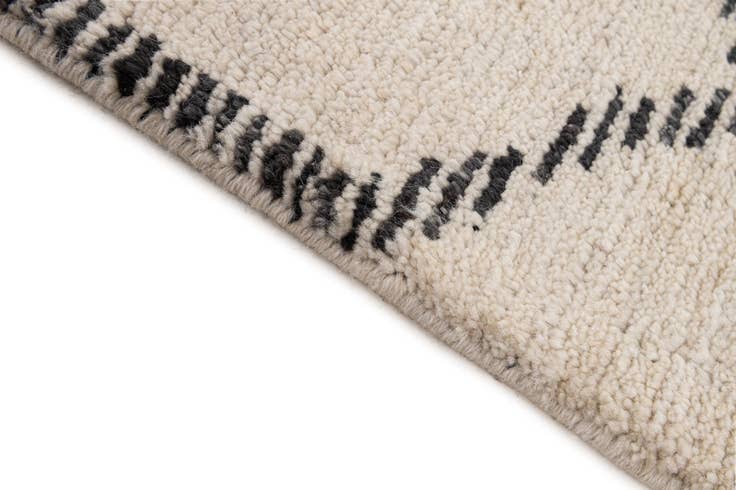 Detail image of 5' 6 x 8' 1 Hand Knotted Moroccan Wool Rug