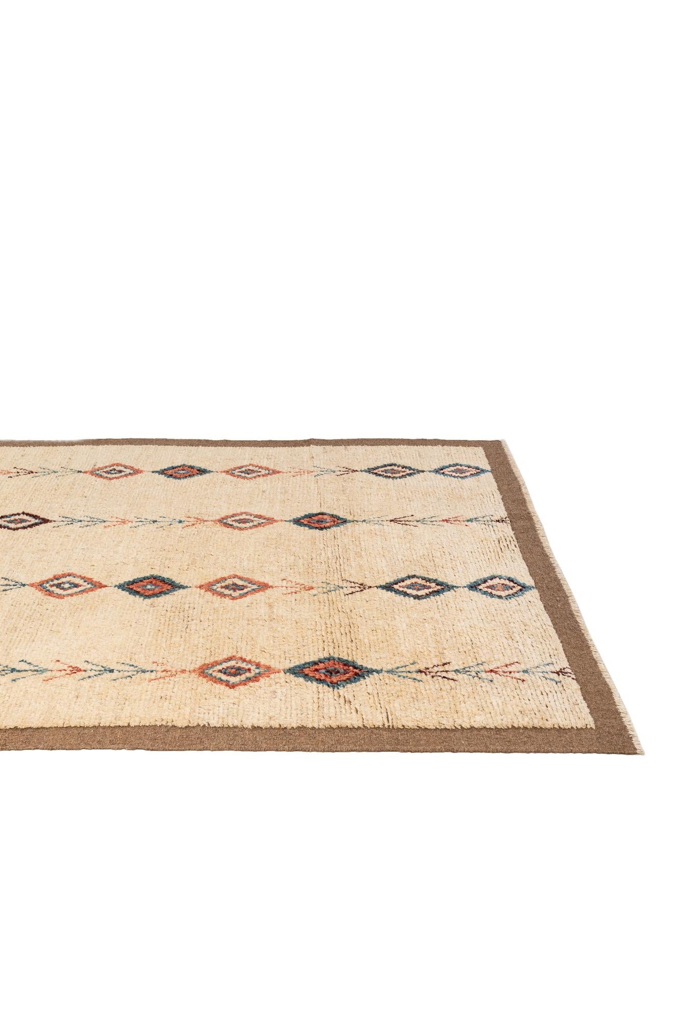 5' 9 x 8' Hand Knotted Moroccan Wool Rug