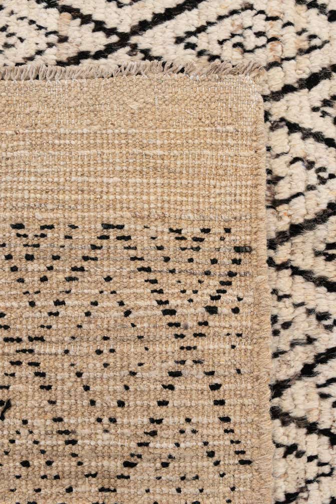 5' 10 x 8' 3 Hand Knotted Moroccan Wool Rug