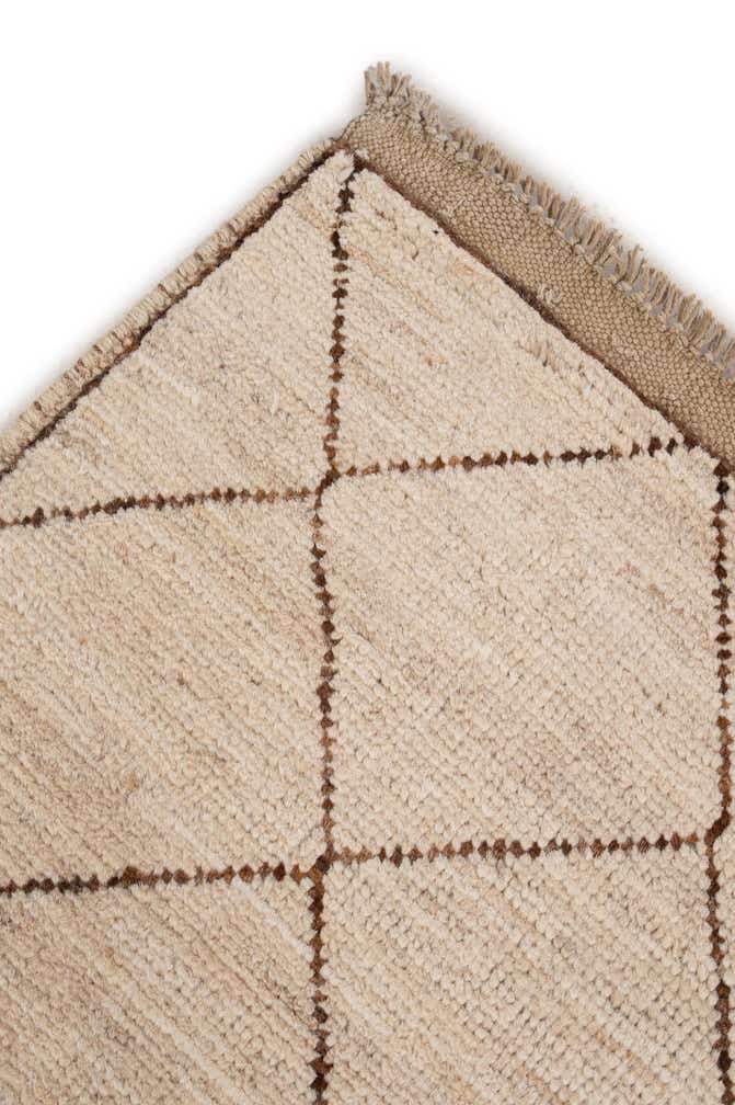 5' 10 x 7' 11 Hand Knotted Moroccan Wool Rug