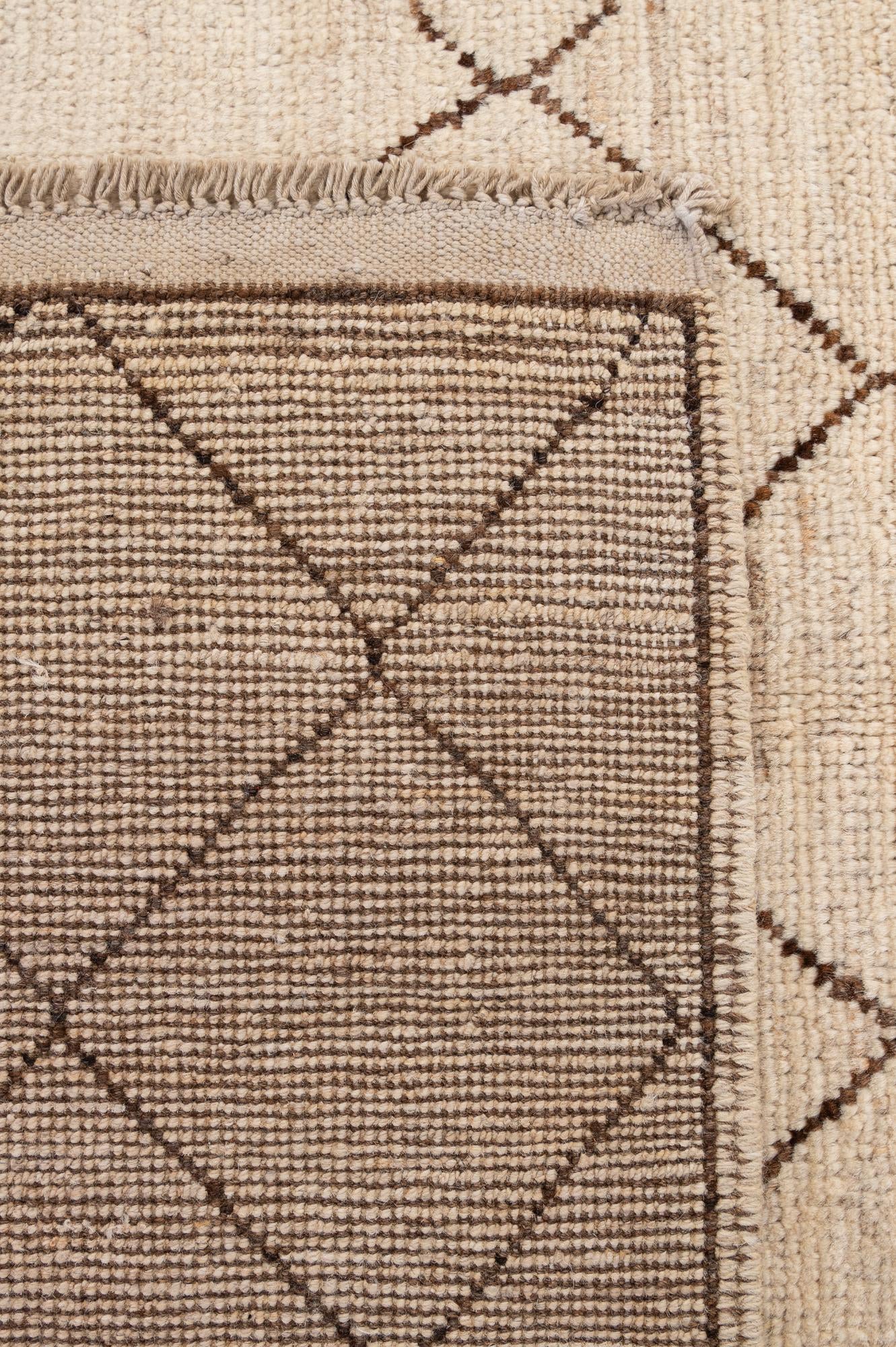 5' 10 x 7' 11 Hand Knotted Moroccan Wool Rug