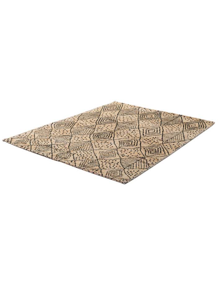 5' 9 x 7' 5 Hand Knotted Moroccan Wool Rug