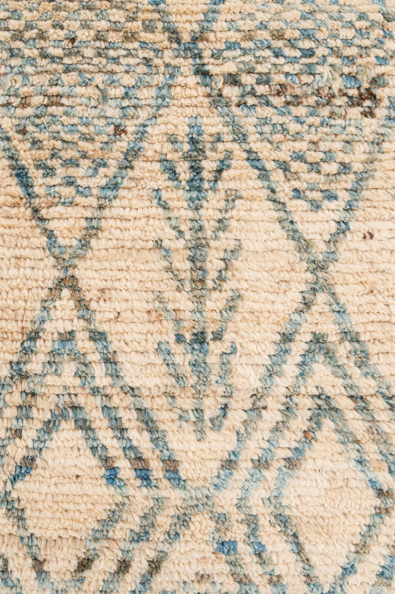 5' 11 x 8' 8 Hand Knotted Moroccan Wool Rug