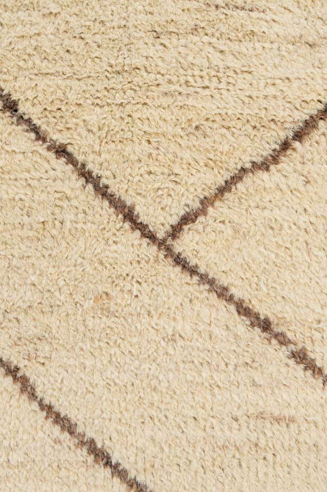 5' 10 x 8' 1 Hand Knotted Moroccan Wool Rug