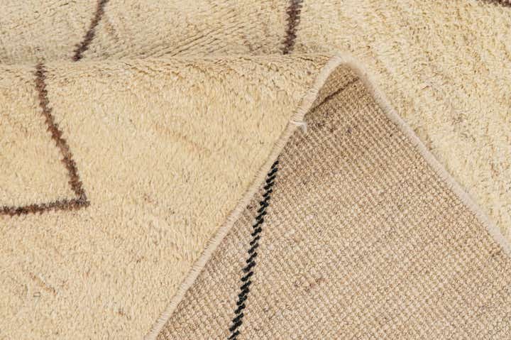 5' 10 x 8' 1 Hand Knotted Moroccan Wool Rug