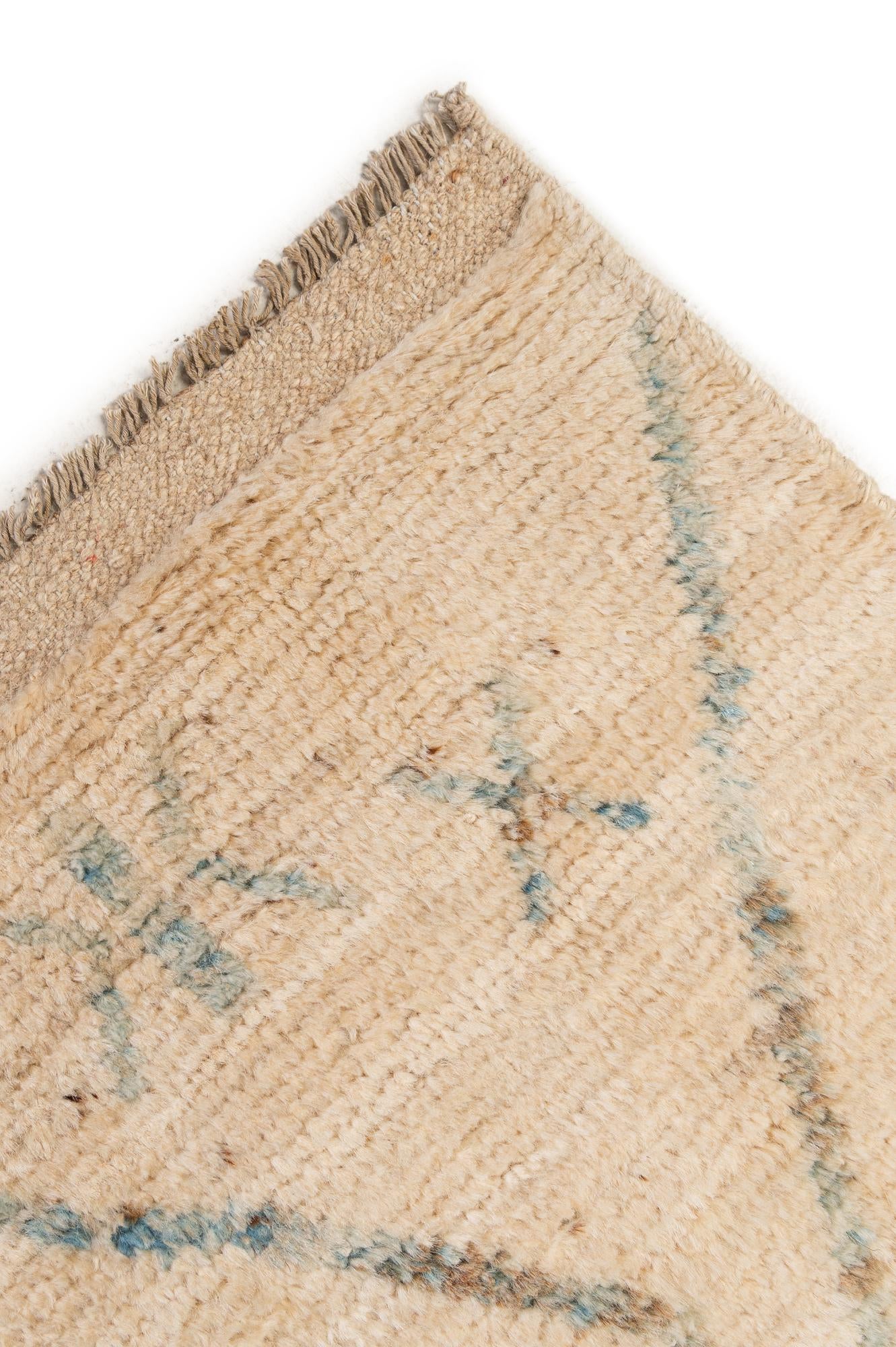 5' 10 x 8' 2 Hand Knotted Moroccan Wool Rug
