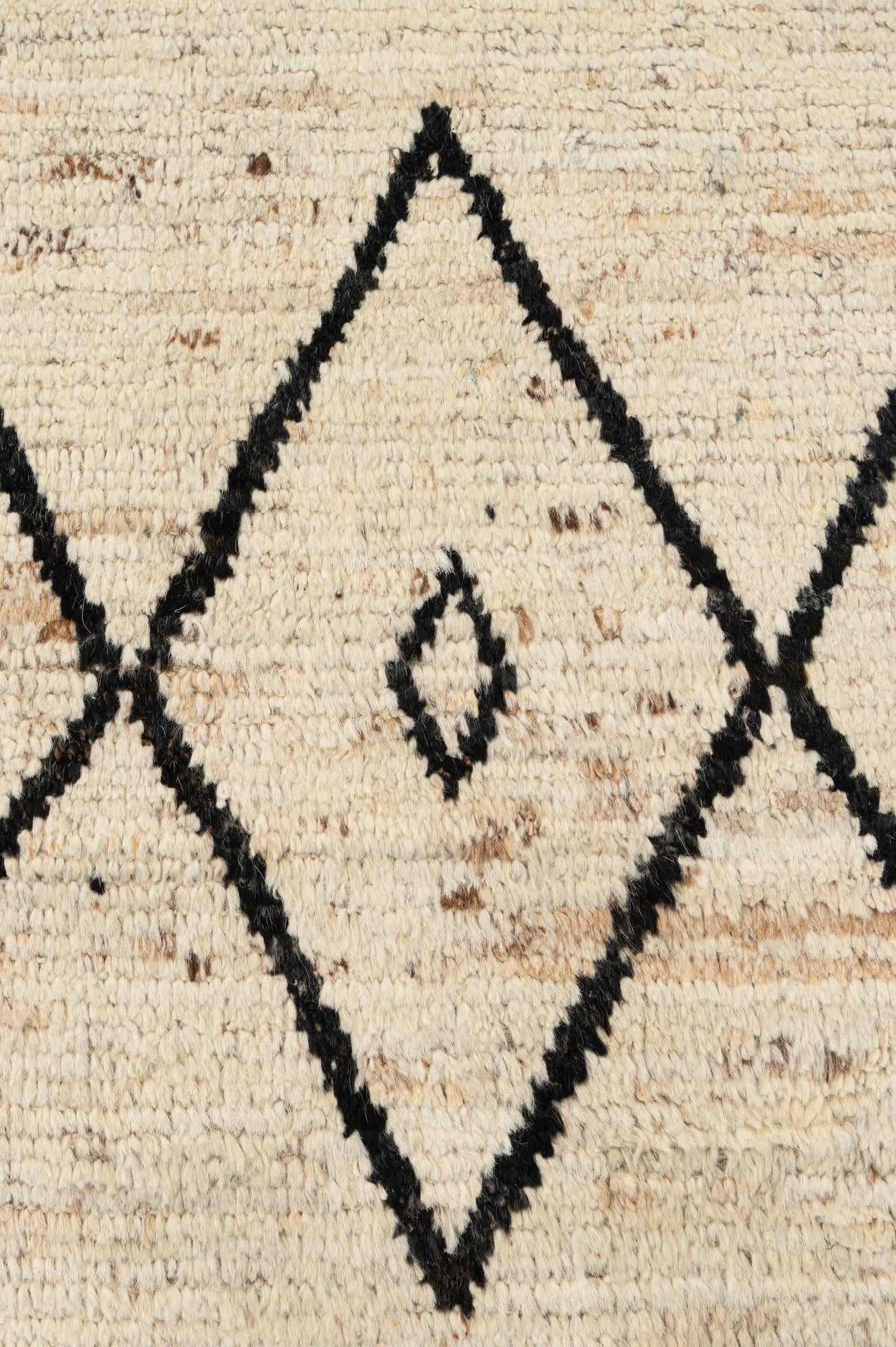 5' 11 x 8' 9 Hand Knotted Moroccan Wool Rug