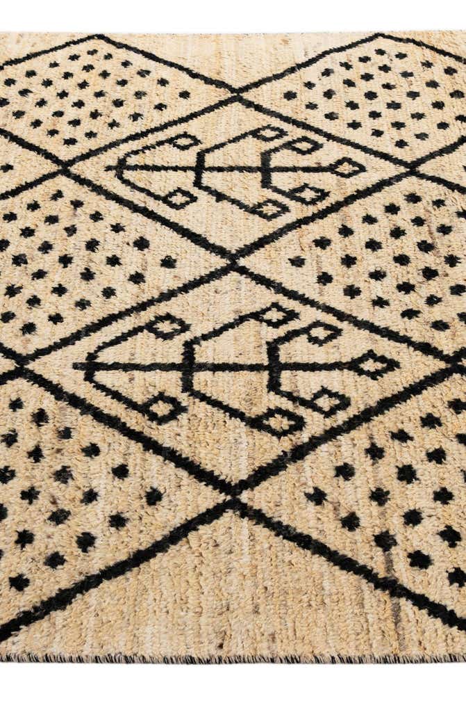 5' 10 x 9' 7 Hand Knotted Moroccan Wool Rug