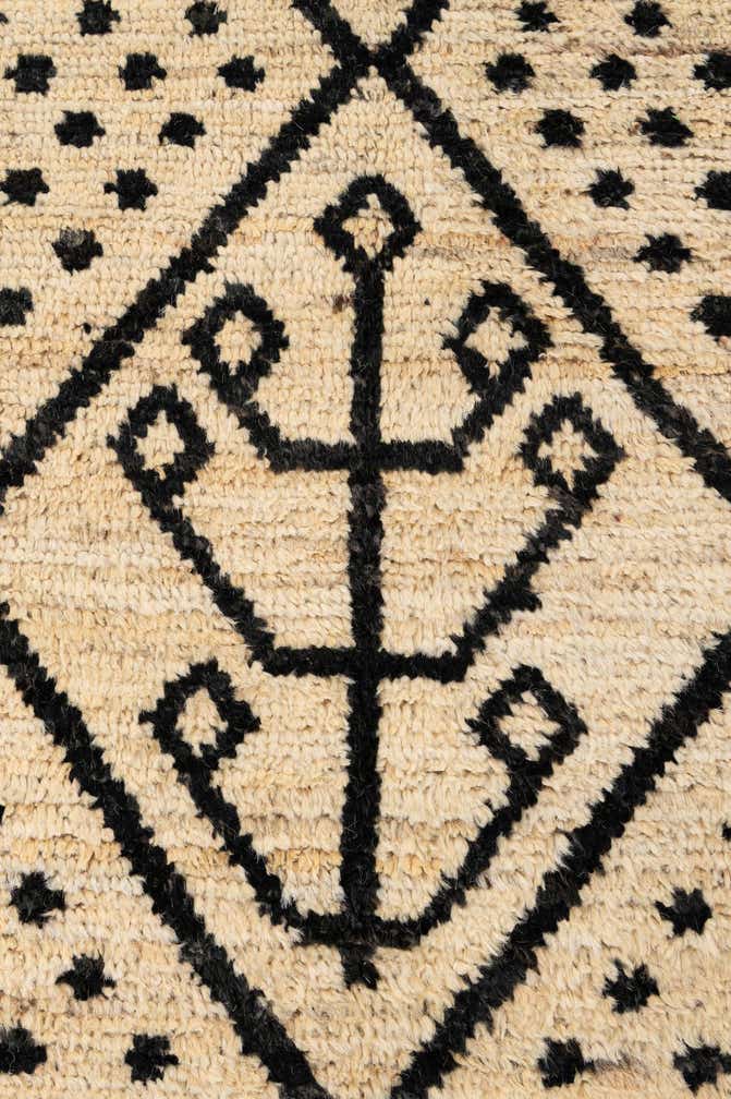 5' 10 x 9' 7 Hand Knotted Moroccan Wool Rug