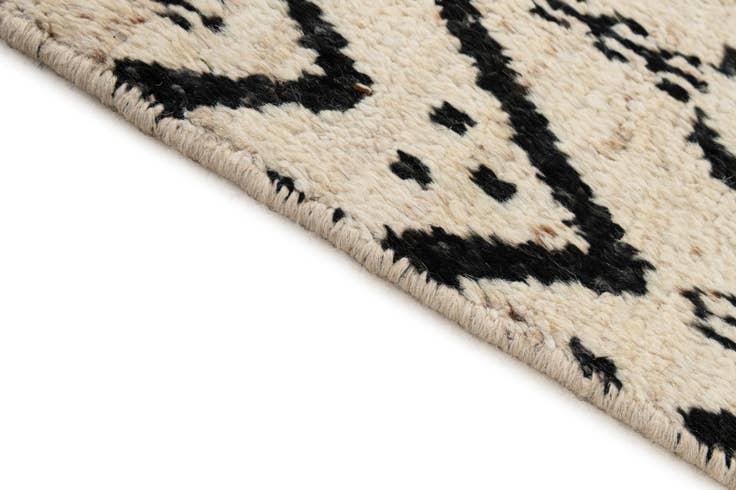Detail image of 6' 3 x 8' 10 Hand Knotted Moroccan Wool Rug