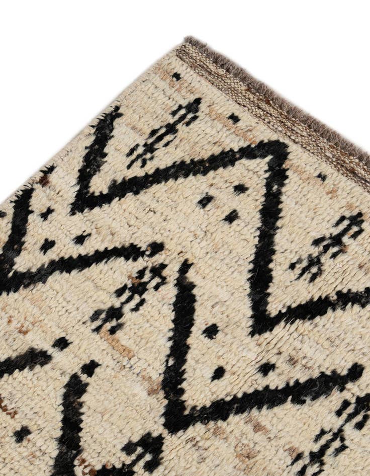 Detail image of 6' 3 x 8' 10  Hand Knotted Moroccan Wool Rug