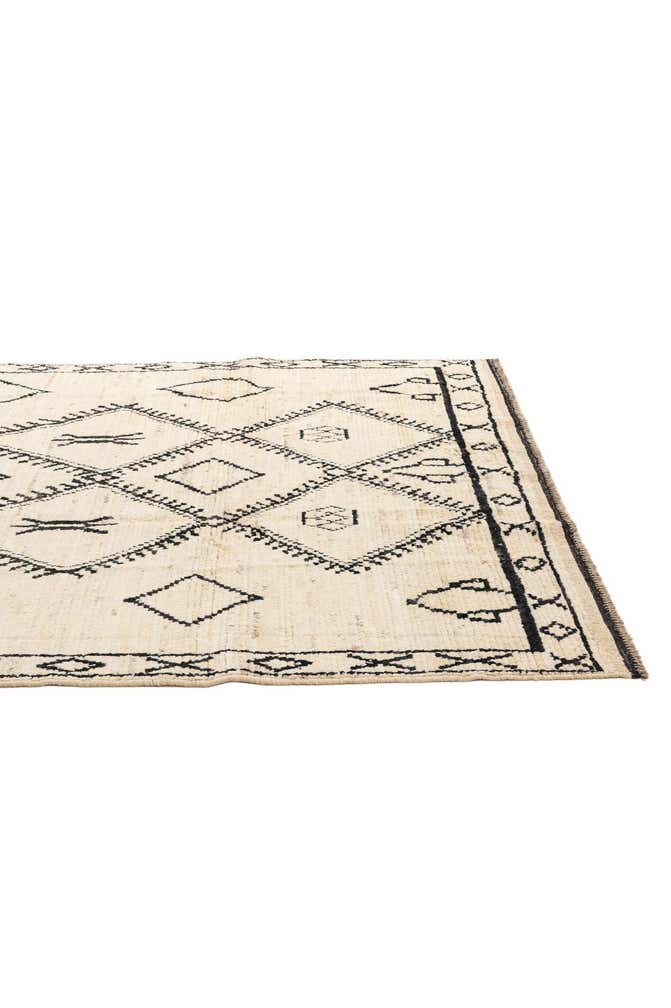 6' 1 x 8' 10 Hand Knotted Moroccan Wool Rug