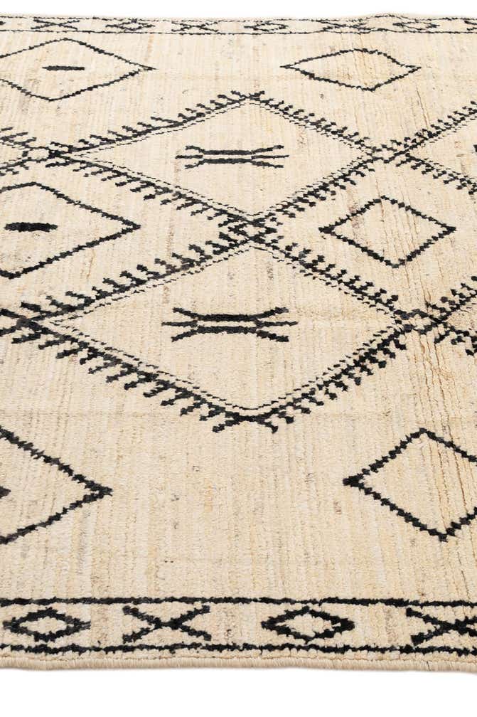 6' 1 x 8' 10 Hand Knotted Moroccan Wool Rug