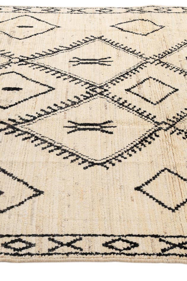 Detail image of 6' 1 x 8' 10 Hand Knotted Moroccan Wool Rug