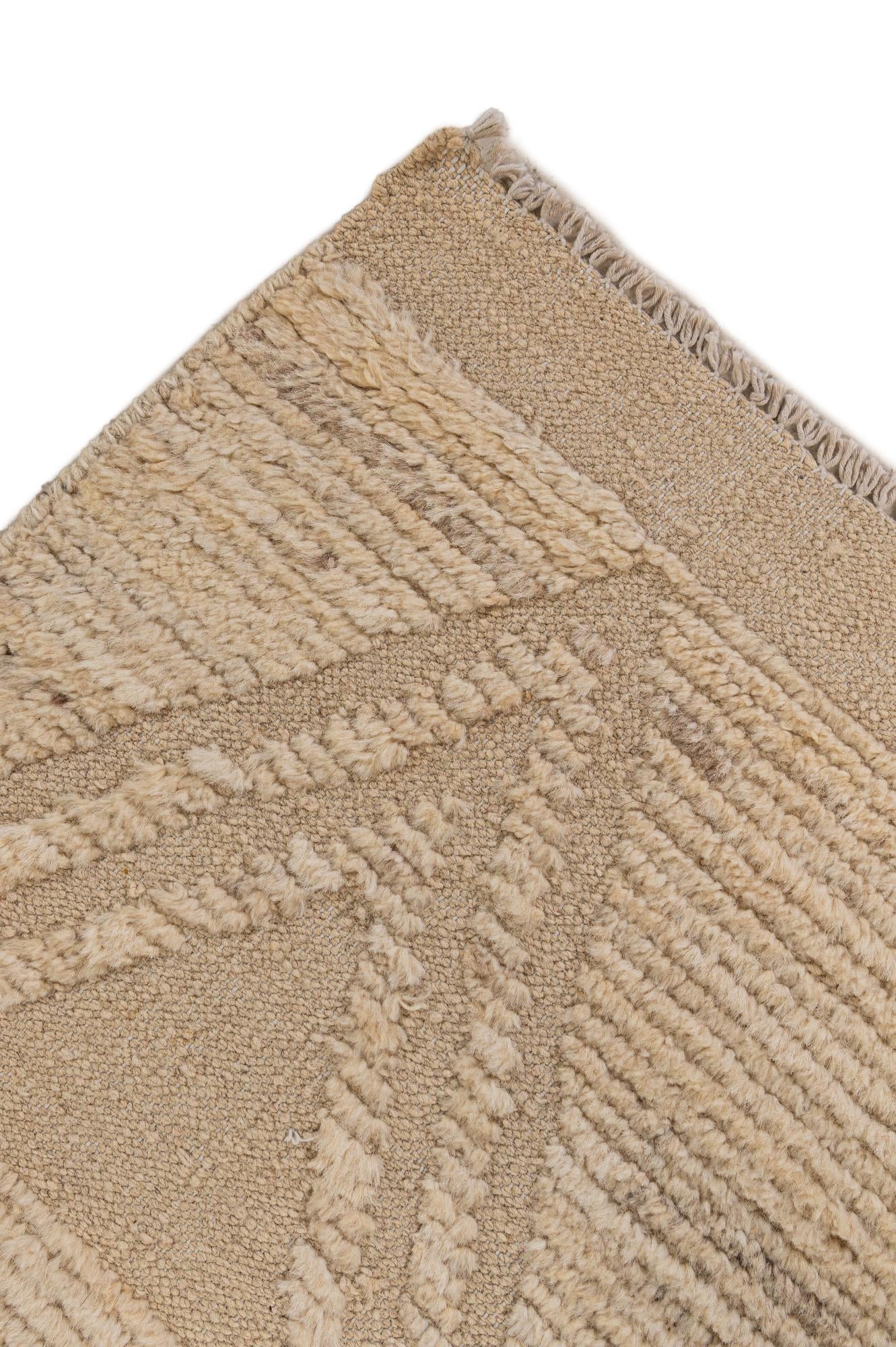 6' 5 x 8' 11 Hand Knotted Moroccan Wool Rug