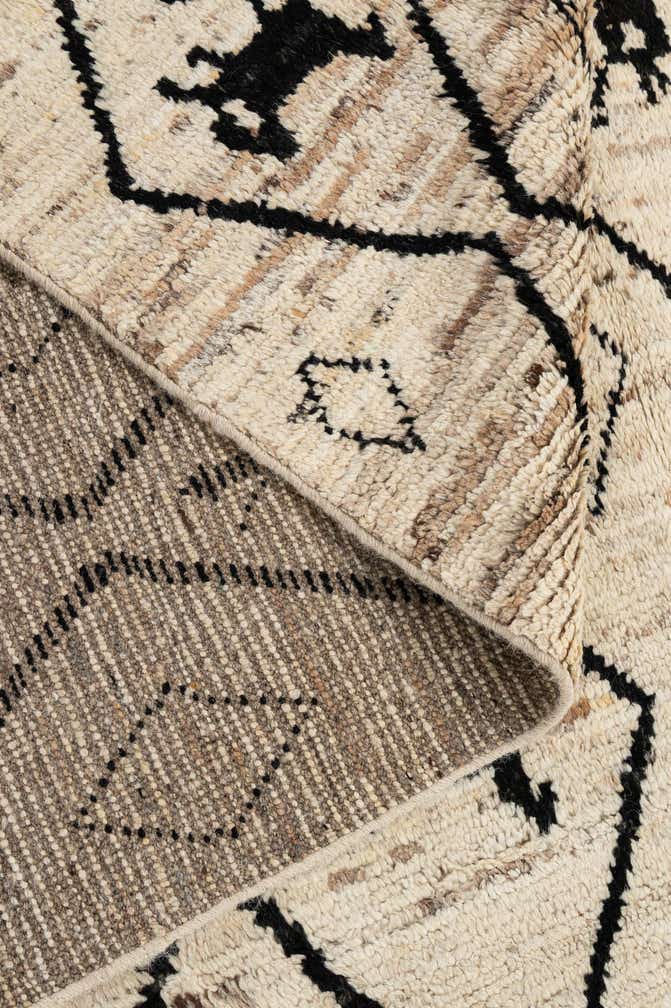 6' 9 x 9' 8 Hand Knotted Moroccan Wool Rug