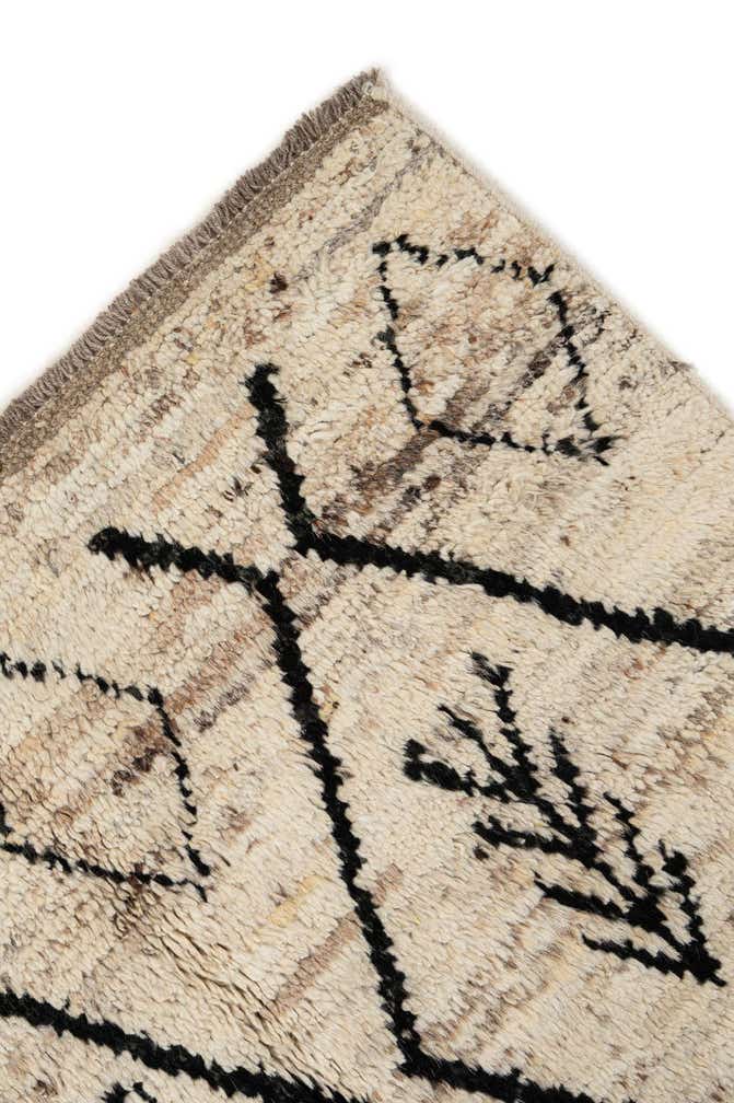 6' 9 x 9' 8 Hand Knotted Moroccan Wool Rug