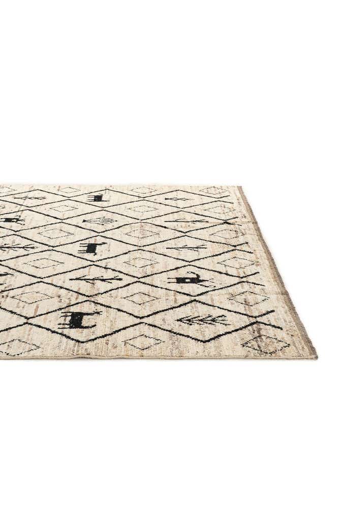 6' 9 x 9' 8 Hand Knotted Moroccan Wool Rug