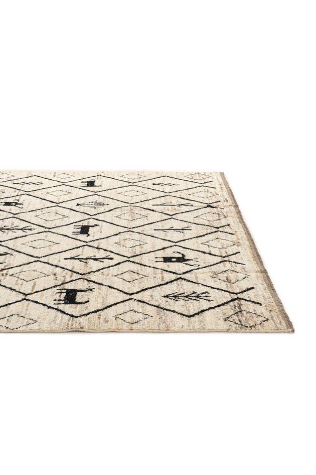 Detail image of 6' 9 x 9' 8 Hand Knotted Moroccan Wool Rug