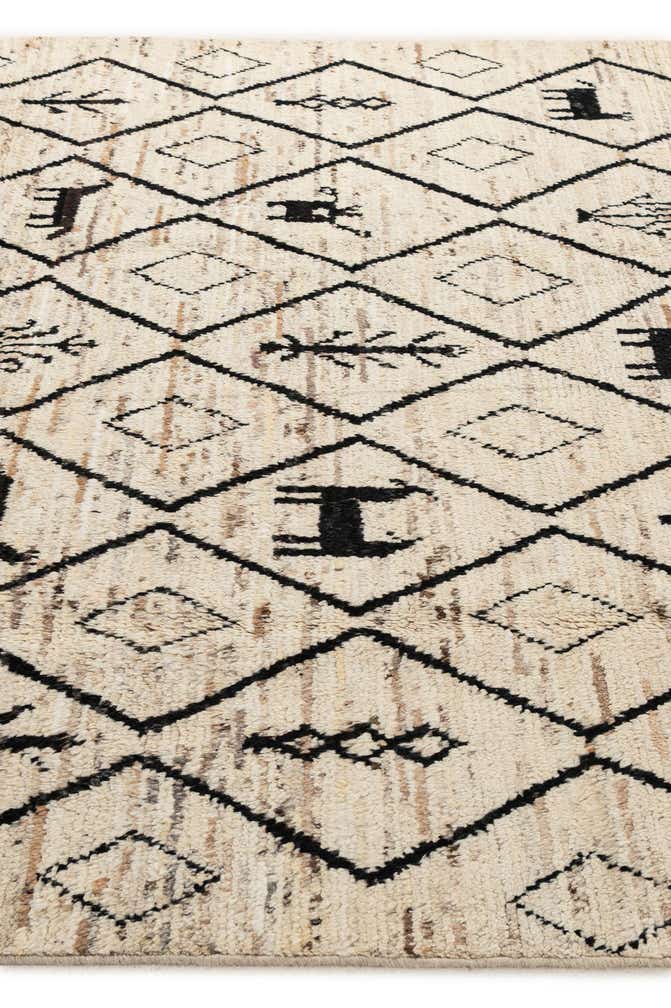 6' 9 x 9' 8 Hand Knotted Moroccan Wool Rug