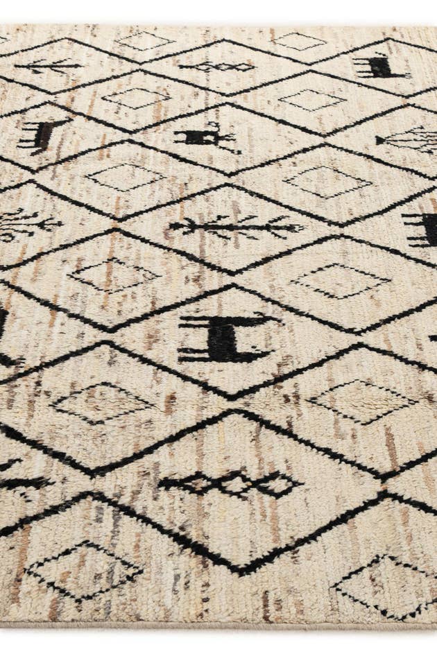 Detail image of 6' 9 x 9' 8 Hand Knotted Moroccan Wool Rug