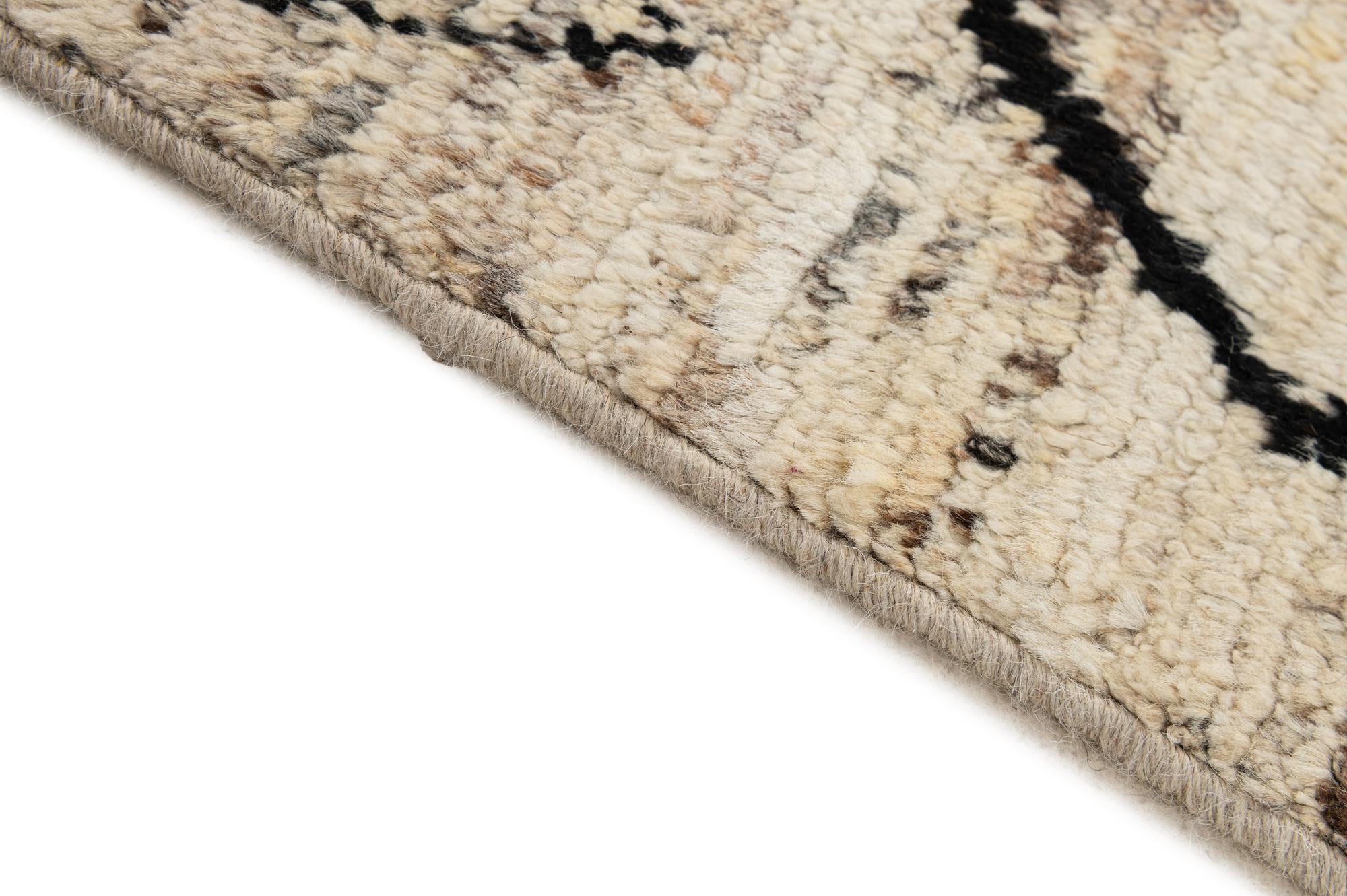 6' 9 x 9' 8 Hand Knotted Moroccan Wool Rug
