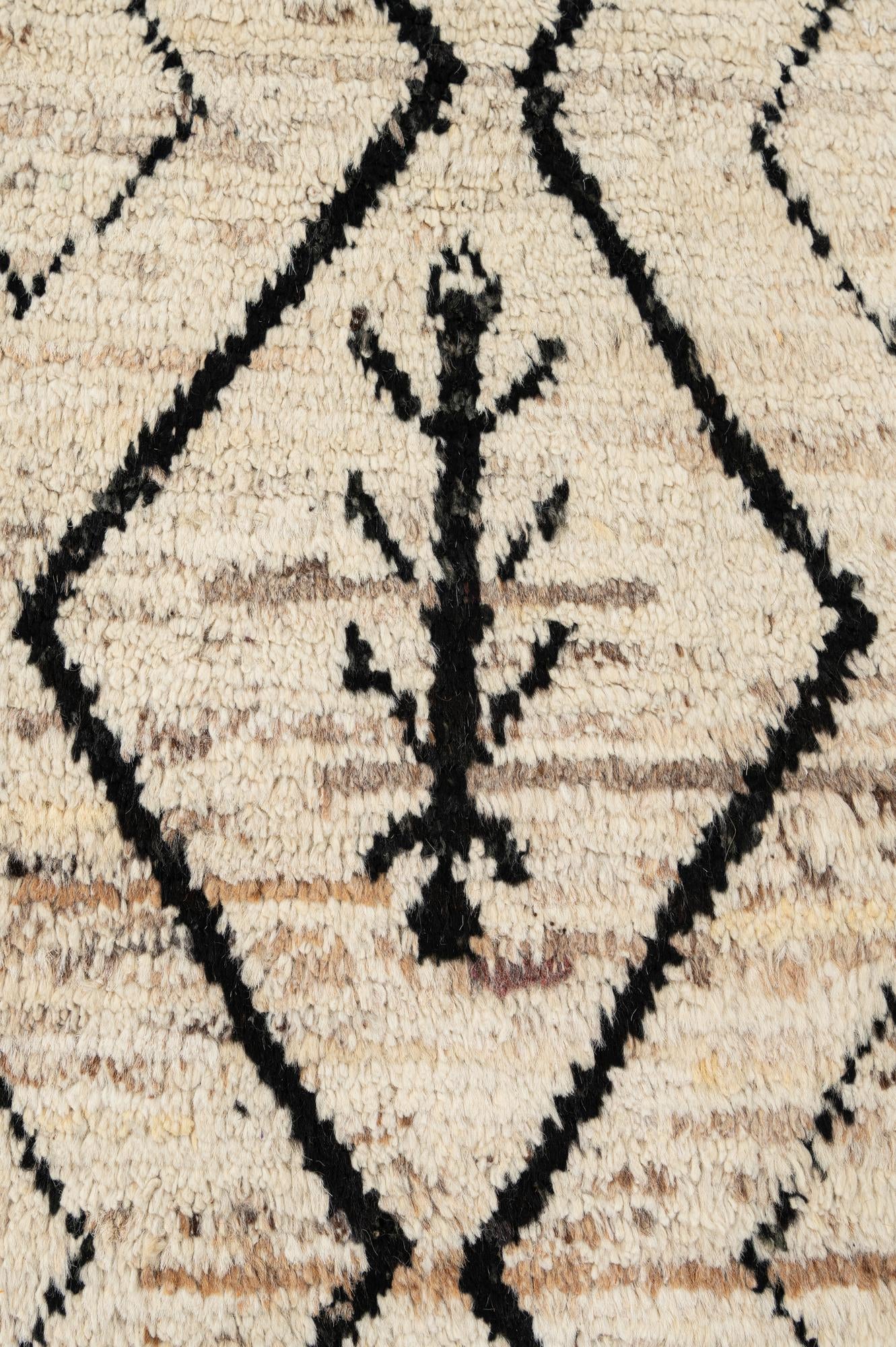 6' 9 x 9' 8 Hand Knotted Moroccan Wool Rug