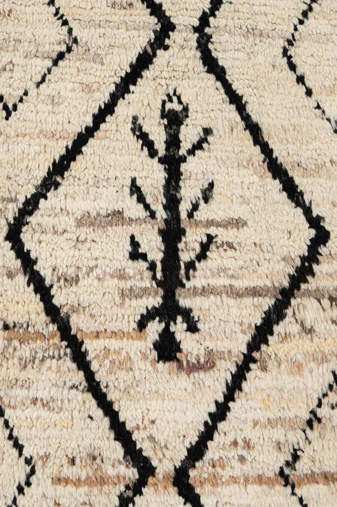 6' 9 x 9' 8 Hand Knotted Moroccan Wool Rug