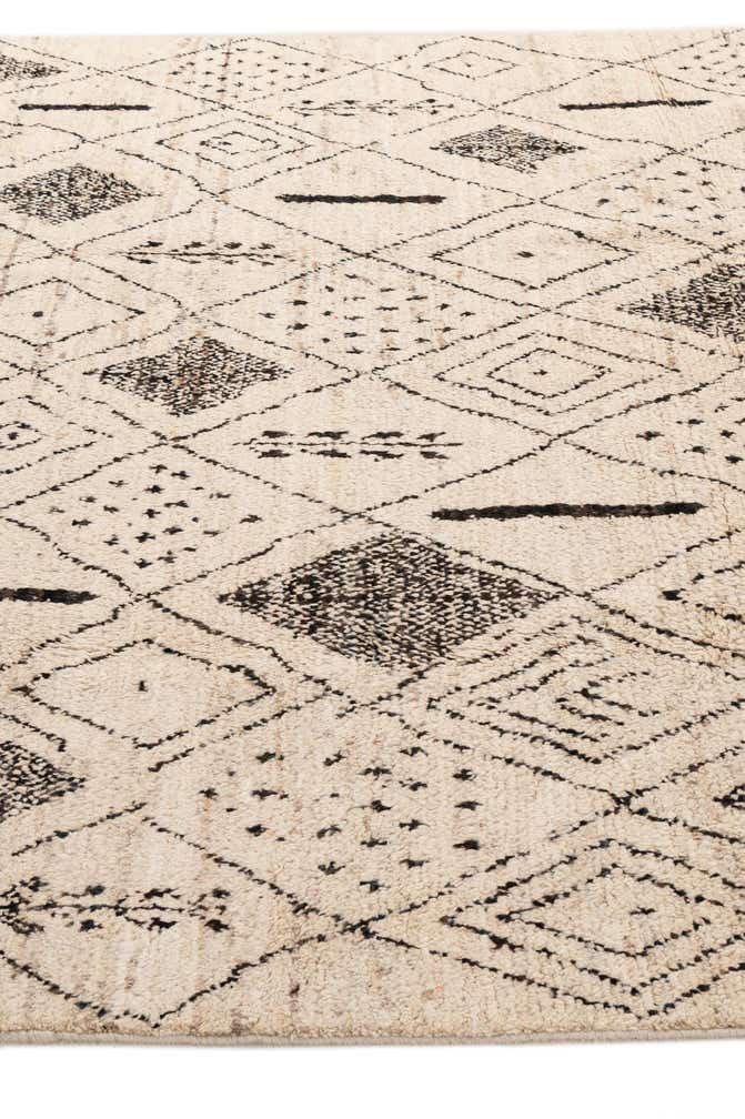 6' 7 x 9' 8 Hand Knotted Moroccan Wool Rug