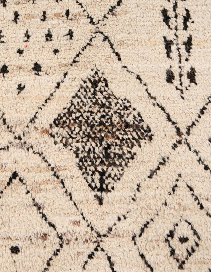 Detail image of 6' 7 x 9' 8  Hand Knotted Moroccan Wool Rug
