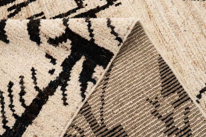 6' 8 x 9' 5 Hand Knotted Moroccan Wool Rug