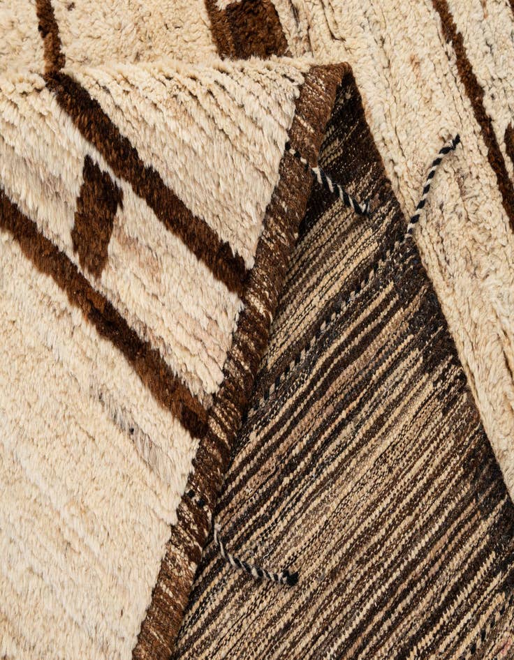 Detail image of 6' 9 x 9' 9  Hand Knotted Moroccan Wool Rug