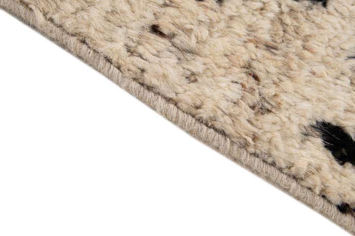 6' 9 x 9' 7 Hand Knotted Moroccan Wool Rug