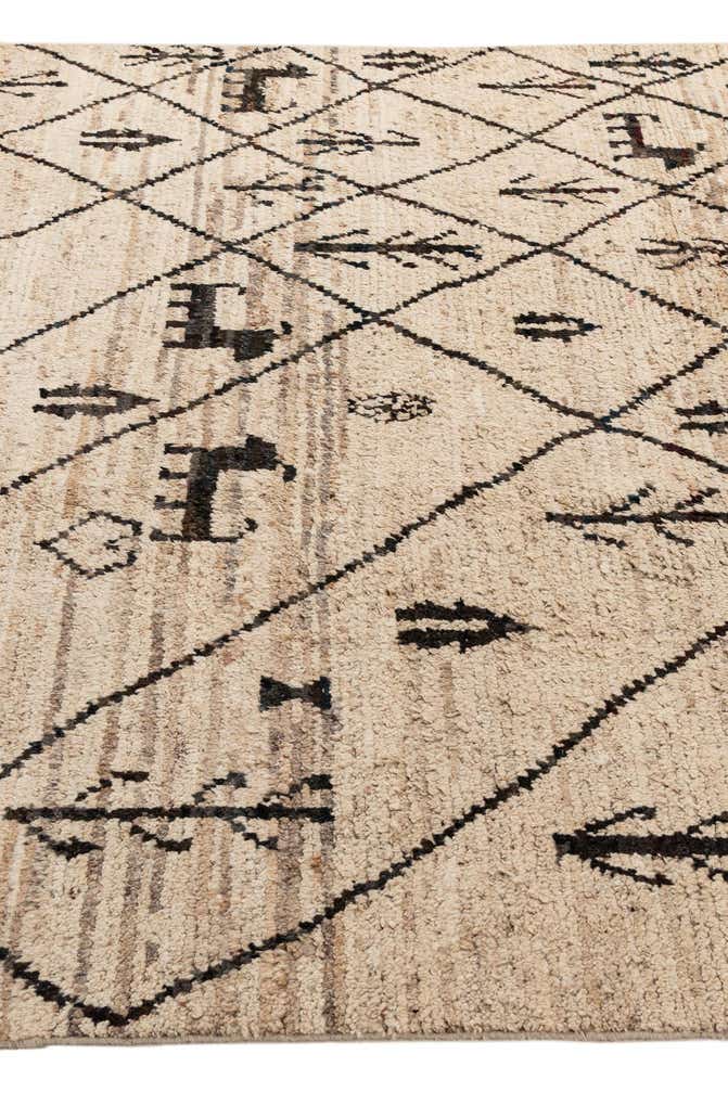 6' 9 x 9' 11 Hand Knotted Moroccan Wool Rug
