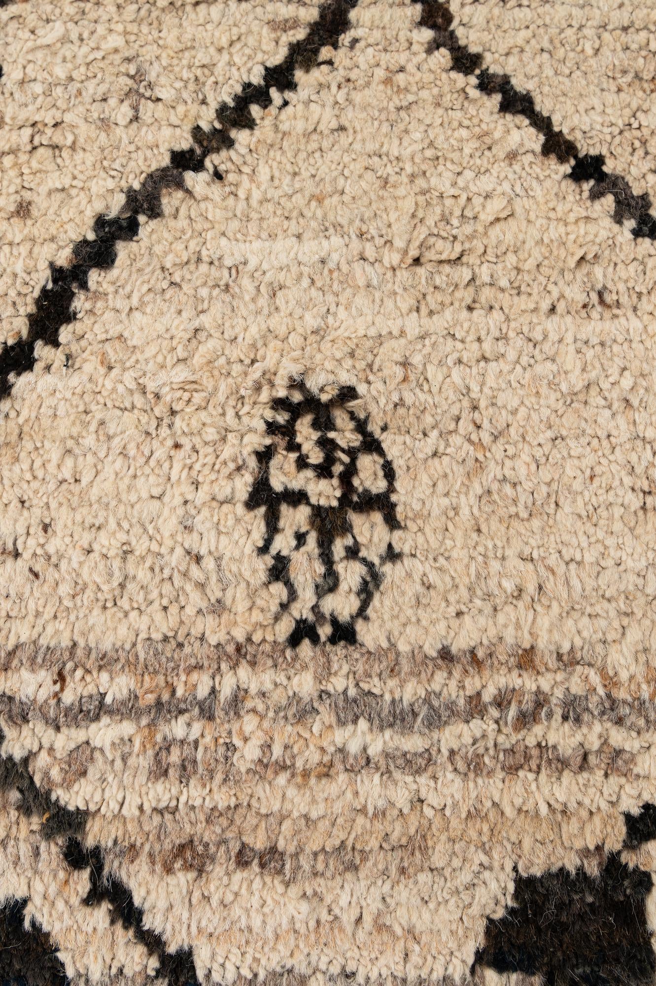 6' 9 x 9' 11 Hand Knotted Moroccan Wool Rug
