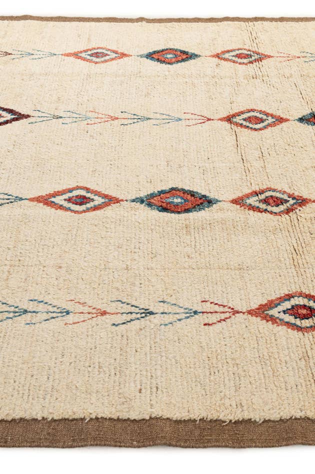 Detail image of 6' 11 x 9' 10 Hand Knotted Moroccan Wool Rug